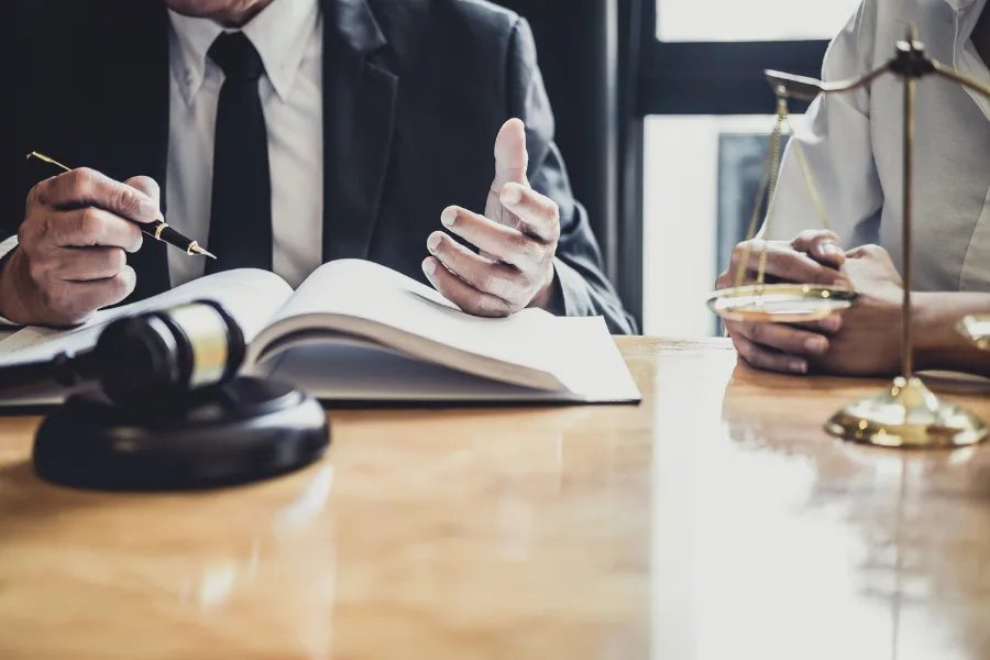 PERSONAL INJURY LAWYER CLUB-9